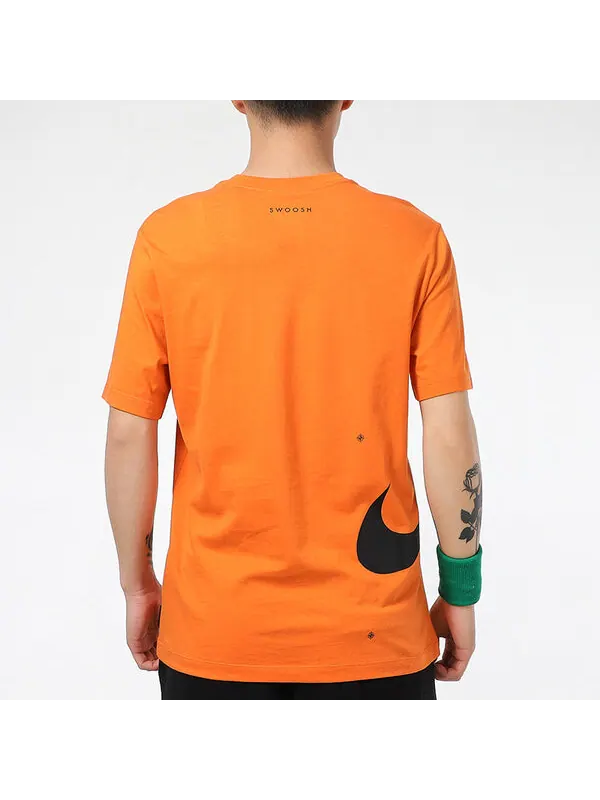 Футболка спортивная одежда swoosh club печать алфавит спорт круглый вырез короткий рукав оранжевый Nike — изображение 4 из 4