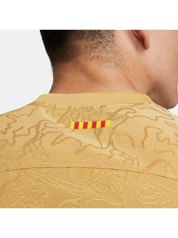 Футболка fc barcelona 22 23 dri fit adv матч выездная футболка Nike — изображение 3 из 4, желтый/мульти