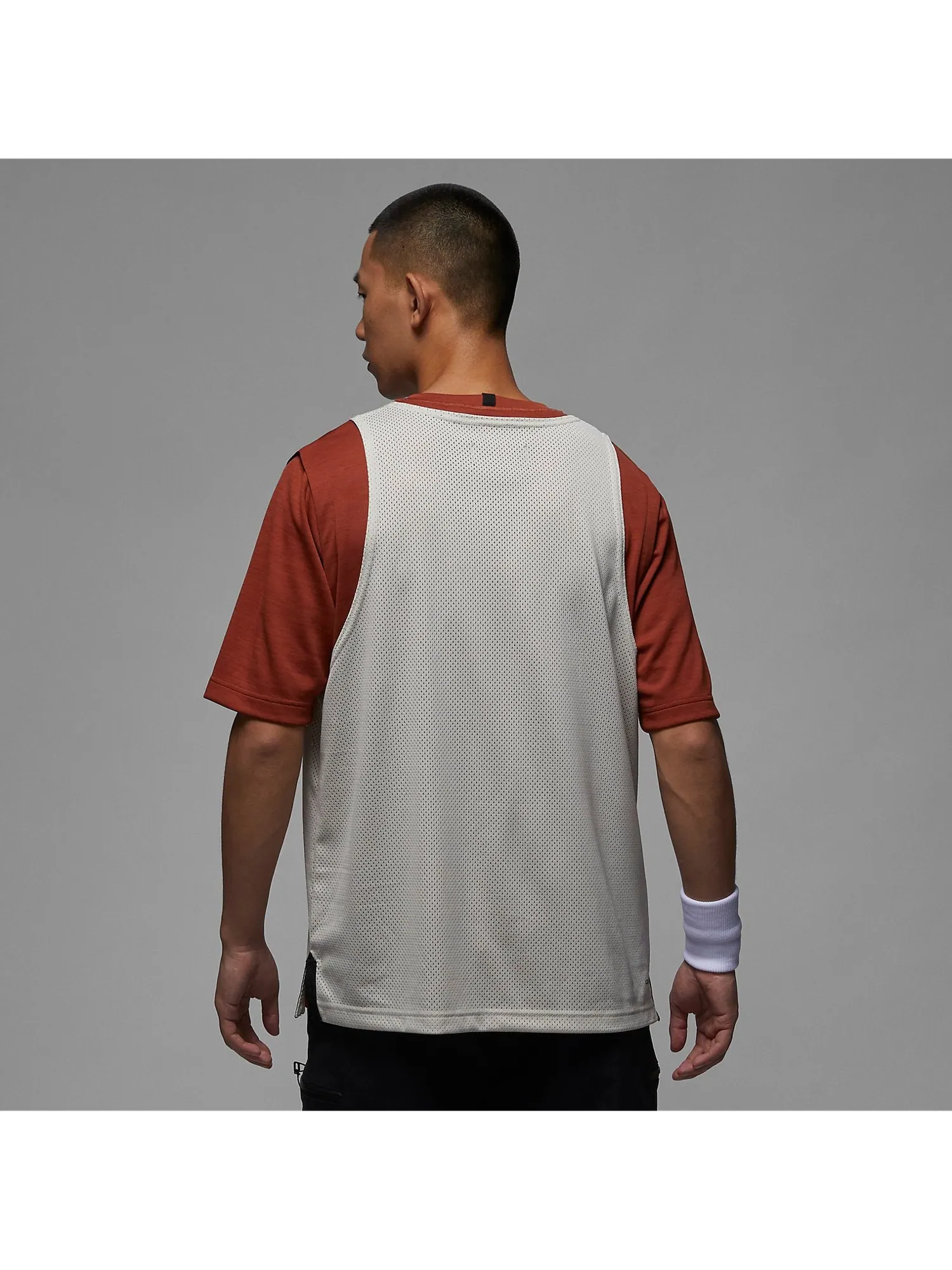 Спортивный топ Air Jordan Sport Dri-Fit Two-Piece Top 'White' DM1832-641 — изображение 2 из 2, белый