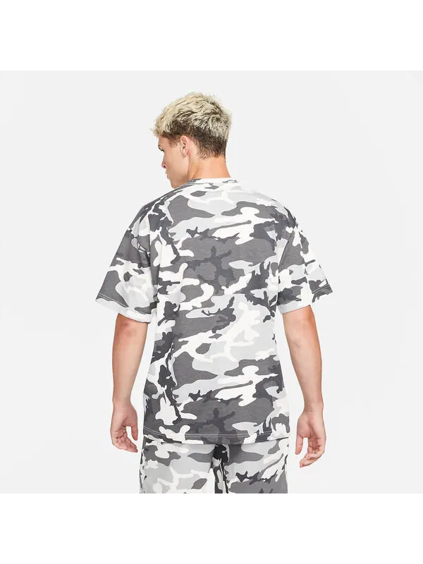 Футболка nrg solo swoosh камуфляжная футболка Nike — изображение 2 из 4, серый/белый