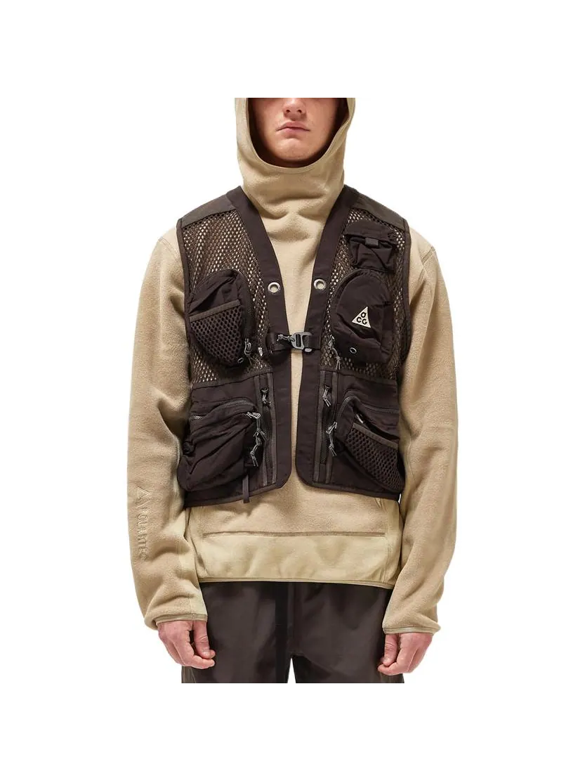 Жилет Nike ACG Buttles Vest — изображение 2 из 4, коричневый