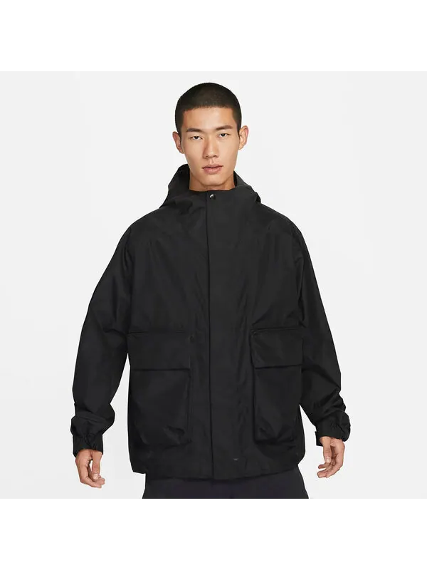 Куртка Nike Sportswear Storm-FIT ADV Tech Pack GTX Jacket Asia Sizing 'Black' — изображение 2 из 4, черный