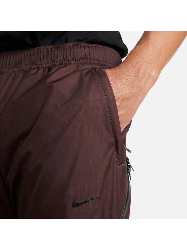 Брюки x nocta drake nrg utility pants 'dark wine black' Nike — изображение 3 из 4