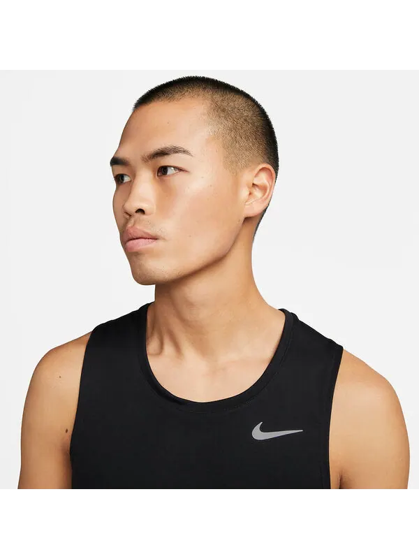 Майка Nike Dri-FIT Miler Running Tank 'Black' — изображение 2 из 3, черный