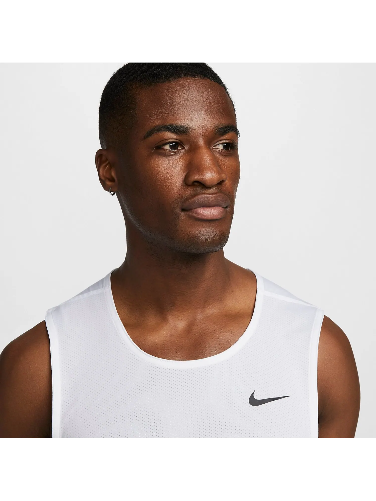 Топ Nike Dri-FIT Hyverse Fitness Tank 'White' — изображение 2 из 3, белый