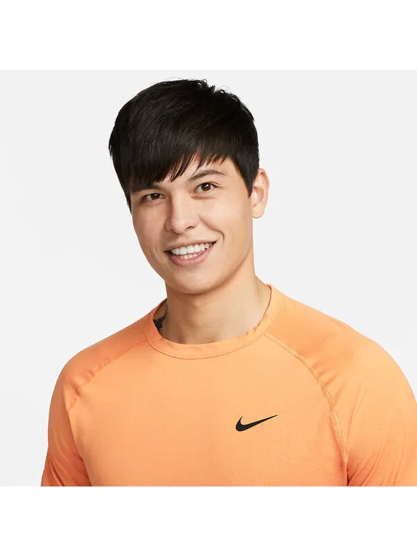 Футболка Nike Dri-fit Ready T-shirt 'Orange' — изображение 2 из 3, оранжевый