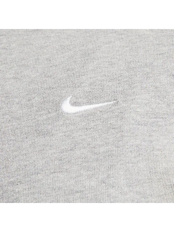 Рубашка solo swoosh crew толстовка Nike — изображение 4 из 4, светлый серый/белый