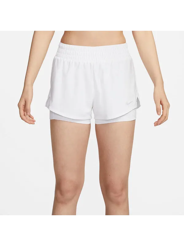 Шорты dri fit one средняя посадка 3" 2 в 1 шорты Nike — изображение 1 из 2, белый