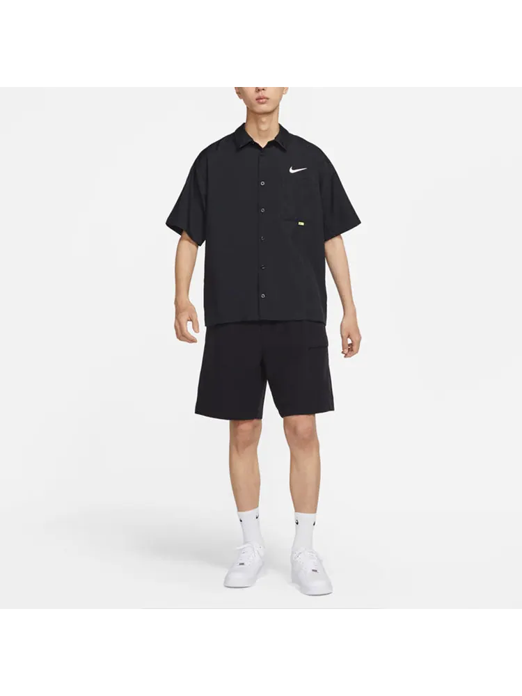 Рубашка Men's Nike SWOOSH Chest Brand Logo Limited Lapel Solid Color Short Sleeve Black Shirt — изображение 4 из 6, черный
