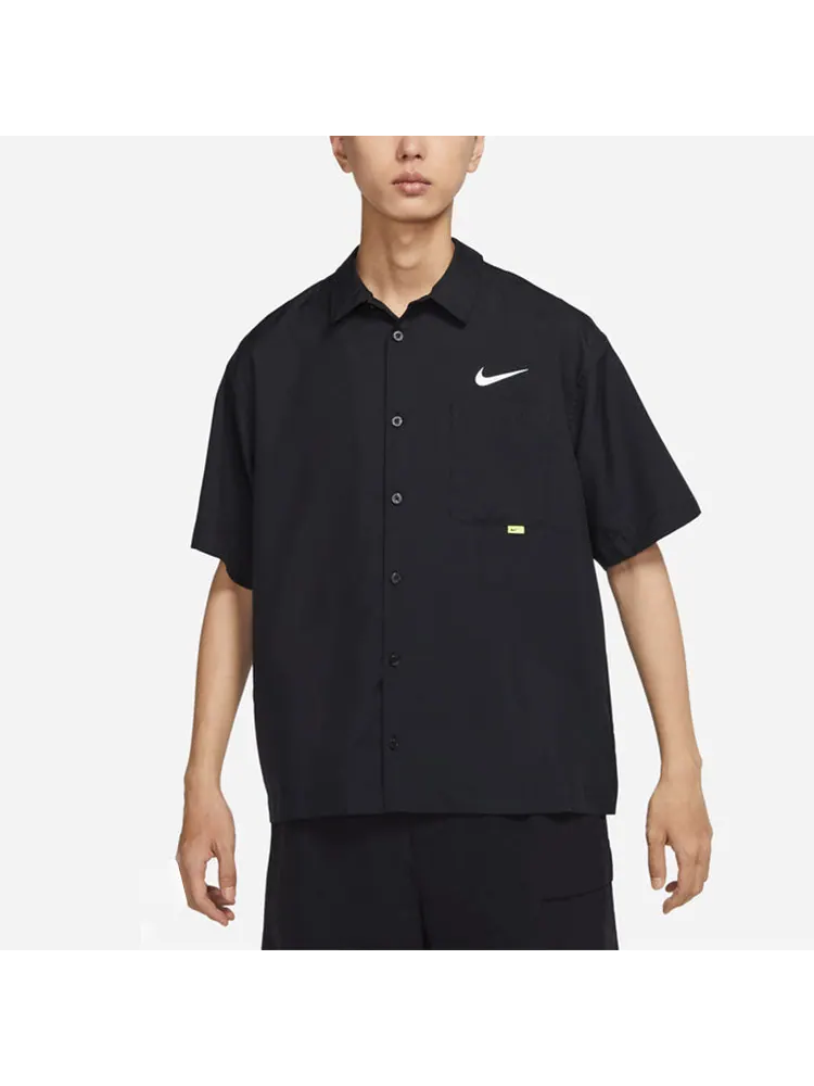 Рубашка Men's Nike SWOOSH Chest Brand Logo Limited Lapel Solid Color Short Sleeve Black Shirt — изображение 5 из 6, черный
