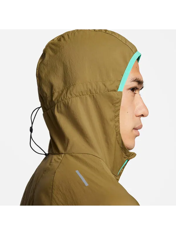 Куртка Nike Trail Aireez lightweight trail running jacket 'Olive Green' — изображение 3 из 4, оливковый/зеленый