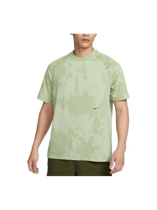 Футболка Nike Dri-FIT ADV A.P.S. Short-Sleeved Fitness Top 'Olive Aura' — изображение 1 из 4, зеленый