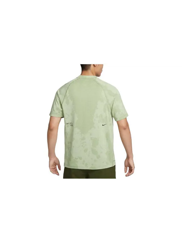 Футболка Nike Dri-FIT ADV A.P.S. Short-Sleeved Fitness Top 'Olive Aura' — изображение 4 из 4, зеленый