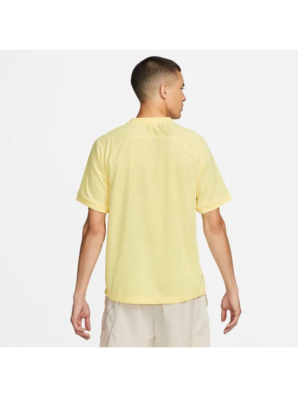 Футболка Nike Dri-Fit Pocket Quick Release Sports Short T-shirt 'Light Yellow' — изображение 3 из 3, желтый/черный