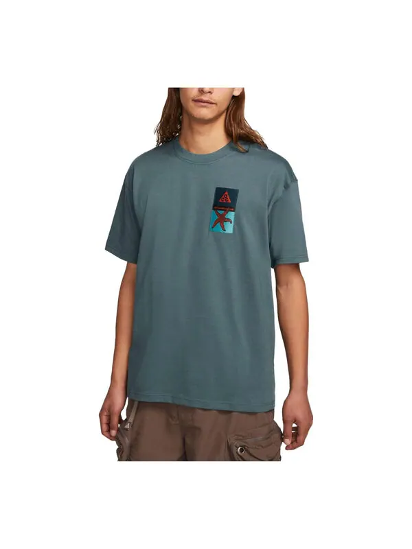 Футболка Nike ACG Patch T-Shirt 'Faded Spruce' — изображение 1 из 3, зеленый
