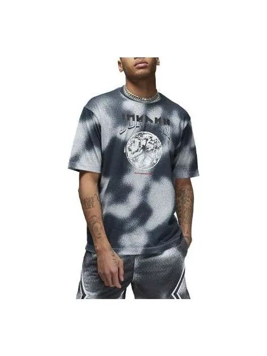 Футболка Air Jordan Sport Graphic T-Shirt 'Dark Smoke Grey' — изображение 1 из 1, черный/серый/мульти