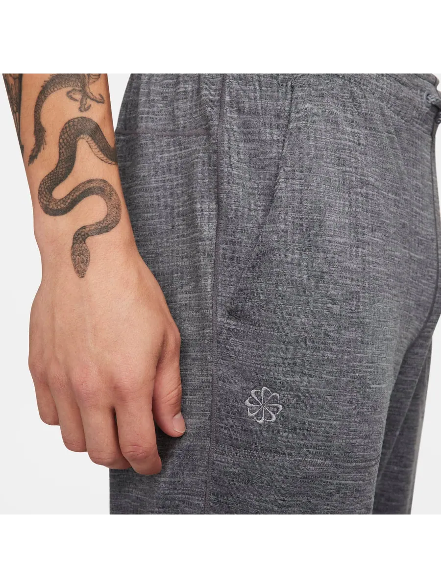Спортивные брюки Nike Solid Mid-Waist Drawstring Joggers 'Grey' — изображение 4 из 5, серый
