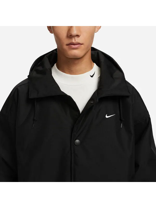 Куртка Nike Sportswear Solo Swoosh Puffer 'Black' — изображение 2 из 4, черный/белый