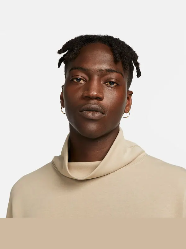 Футболка Nike Tech Fleece Tartle Neck T-Shirt 'Khaki' — изображение 2 из 4, хаки