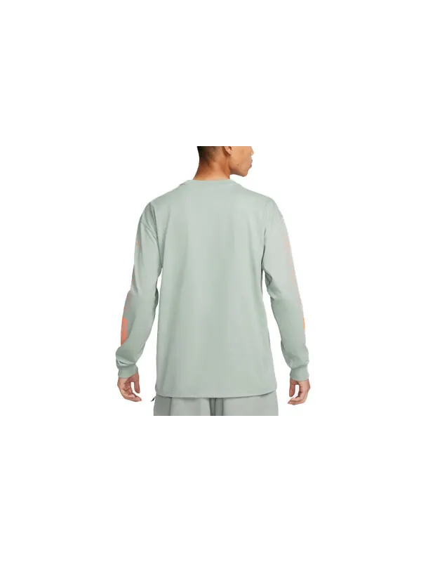 Футболка Nike Acg Topo T-Shirt 'Mica Green' — изображение 4 из 4, зеленый