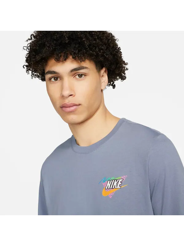 Футболка Nike Pug Logo T-Shirt 'Blue' — изображение 2 из 4, синий/мульти