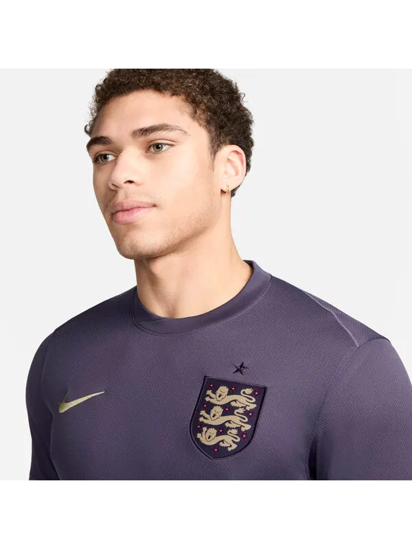 Футболка англия 24 25 стадион Nike — изображение 4 из 4, фиолетовый