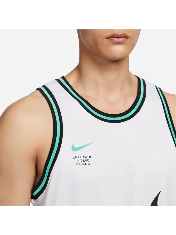 Майки ДНК разблокируют вашу космическую баскетбольную майку Nike — изображение 2 из 4, белый/мульти