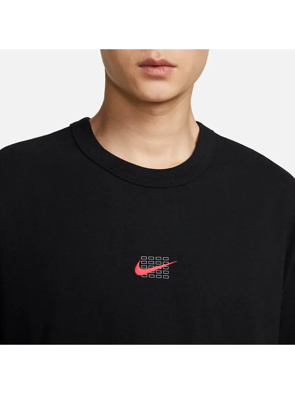 Футболка Nike Sportswear Perfect T-Shirt 'Black' — изображение 2 из 4, черный/мульти