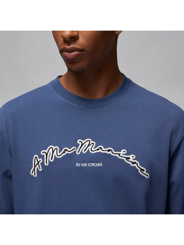 Футболка Air Jordan x A Ma Manire T-shirt Aisa Sizing 'Mystic Navy' — изображение 2 из 4, темно-синий