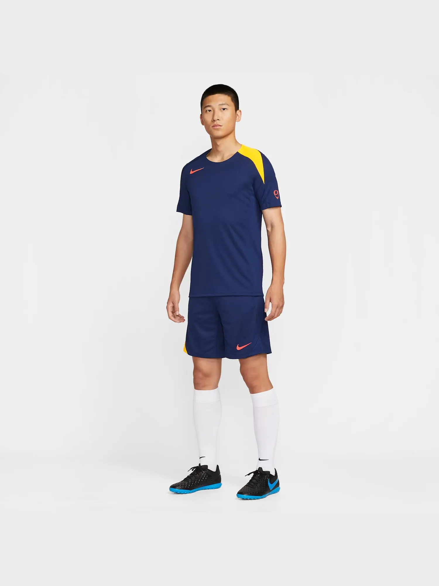 Шорты Nike Strike Dri-Fit Soccer Shorts 'Blue Void Laser Orange' — изображение 5 из 5, синий