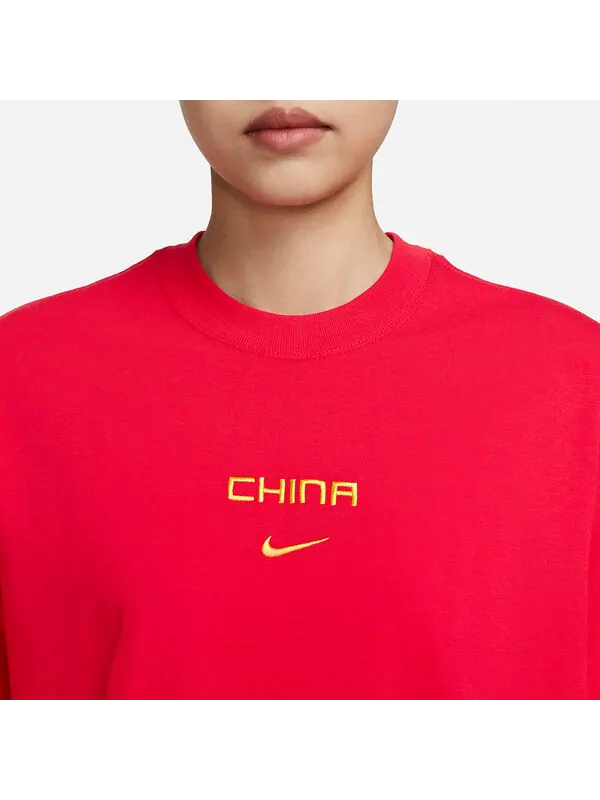 Футболка (WMNS) Nike "CHINA TEAM" T-Shirt 'Red' — изображение 2 из 3, красный
