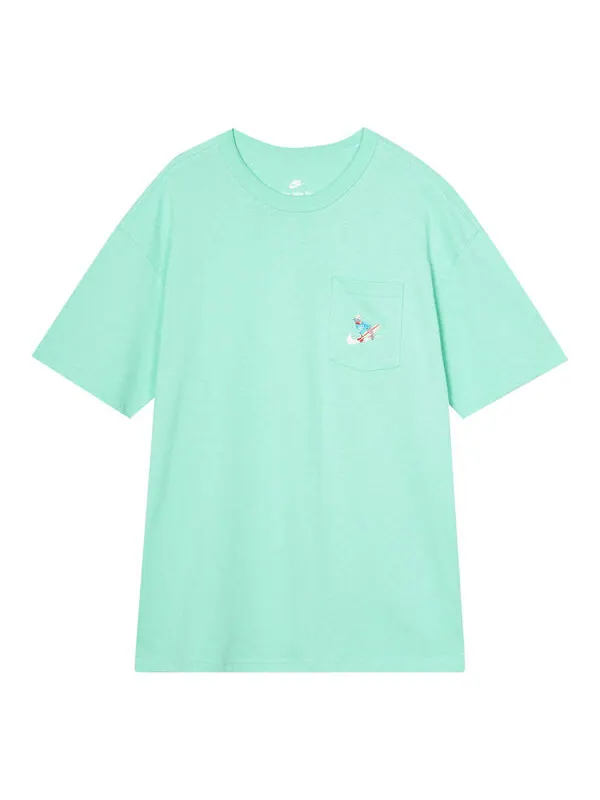 Футболка Nike Sportswear Premium Essential Pocket T-Shirt 'Lake Green' — изображение 1 из 4, зеленый/мульти