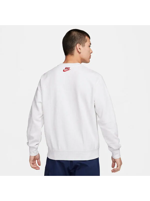 Рубашка sportswear club fleece crew-neck sweatshirt 'white' Nike — изображение 2 из 4, красный