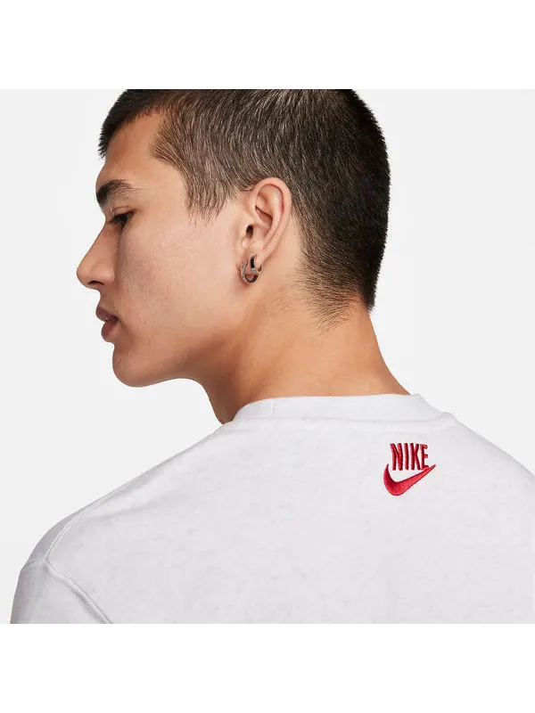 Рубашка sportswear club fleece crew-neck sweatshirt 'white' Nike — изображение 4 из 4, красный