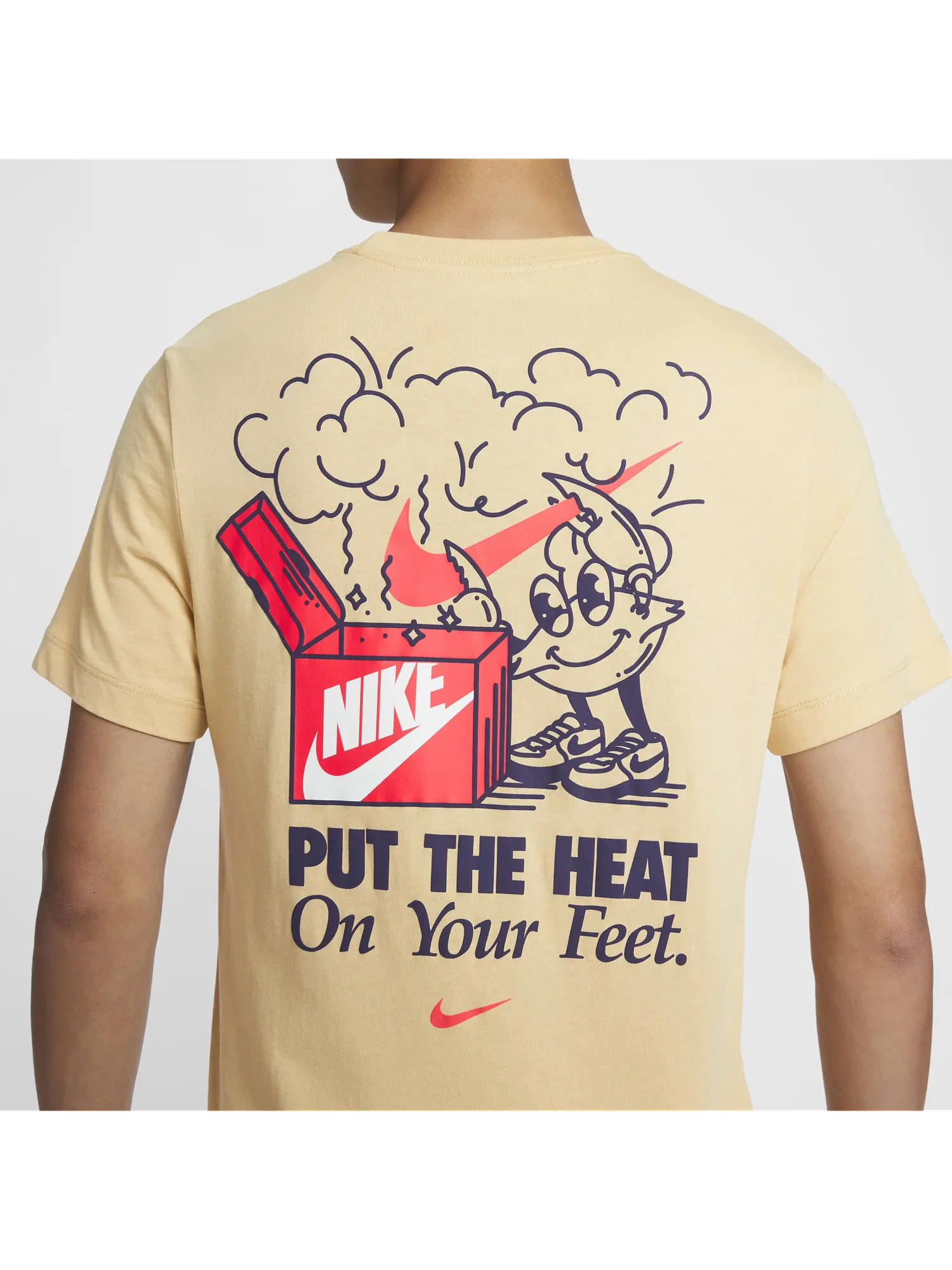 Футболка Nike NSW Logo T-Shirt Asia Sizing 'Beige' — изображение 3 из 4, бежевый