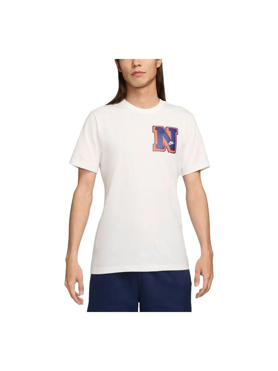 Футболка Nike Sportswear Graphic T-shirt Asia Sizing 'Sail' — изображение 1 из 2, бежевый