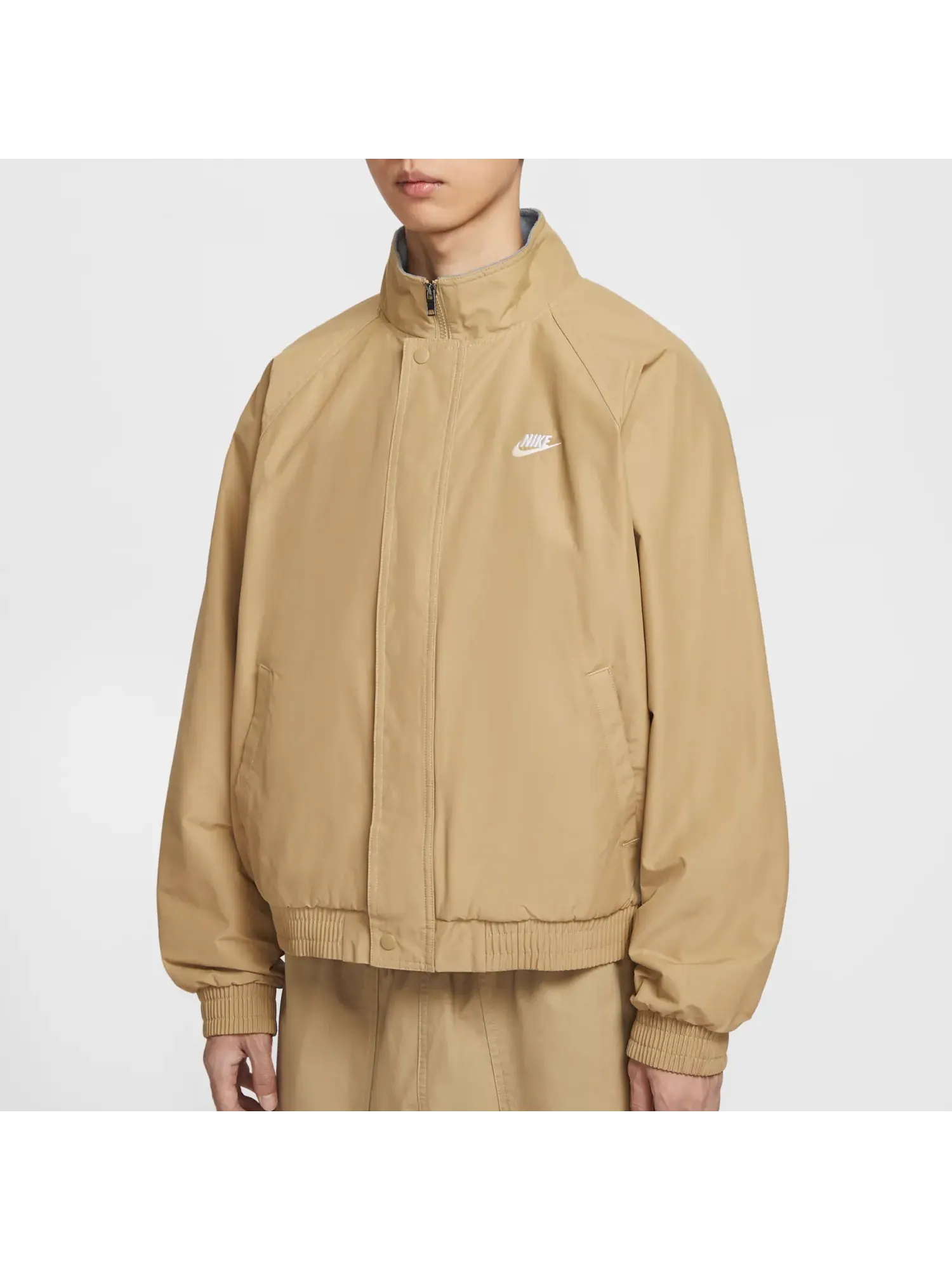 Куртка Nike Club Futura Jacket 'Parachute Beige' — изображение 2 из 5, бежевый