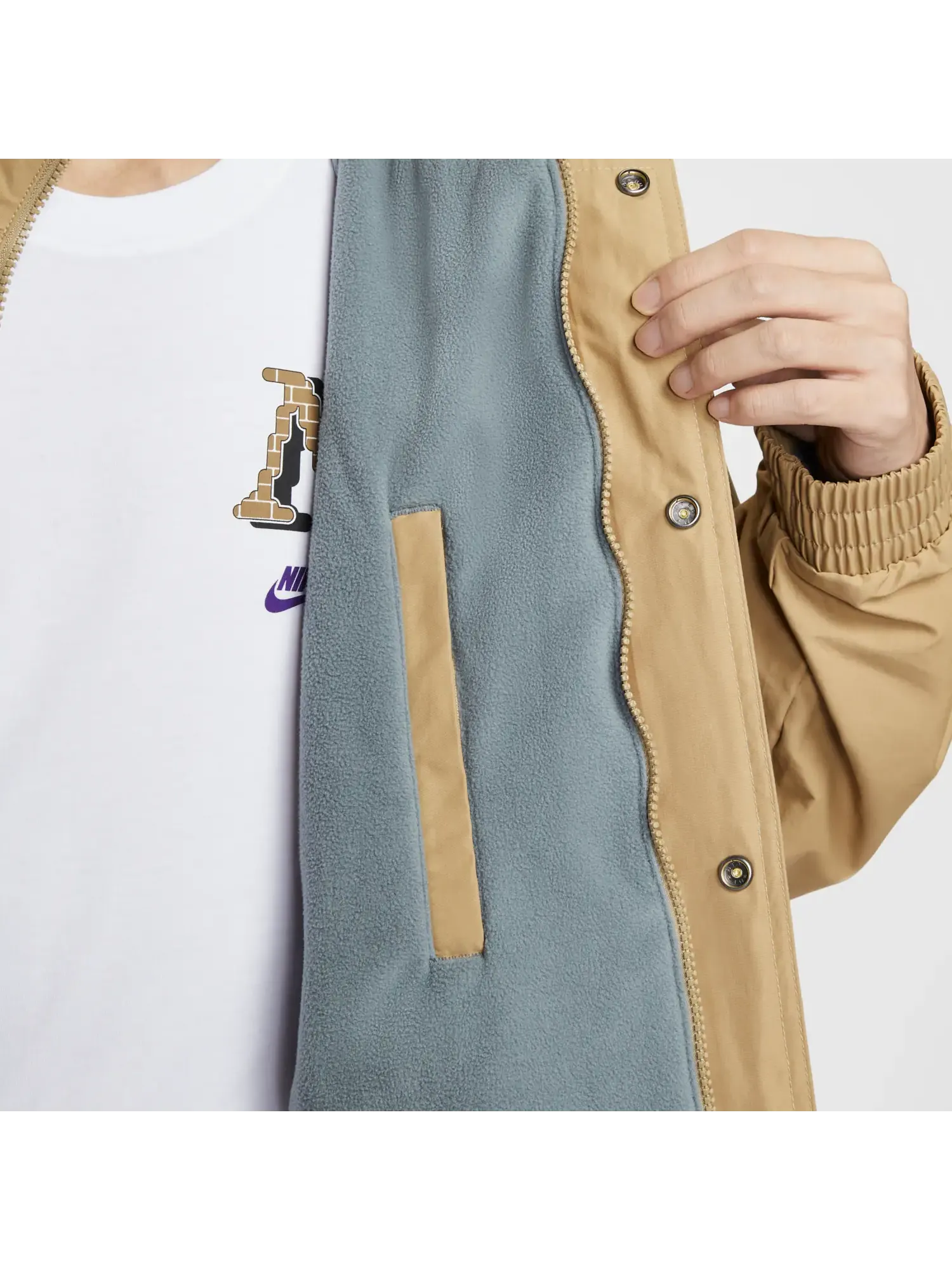 Куртка Nike Club Futura Jacket 'Parachute Beige' — изображение 5 из 5, бежевый