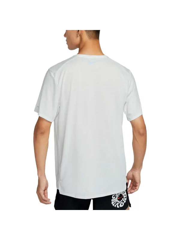 Футболка rise 365 run energy dri fit running t shirt asia sizing Nike — изображение 2 из 2, белый/светлый синий