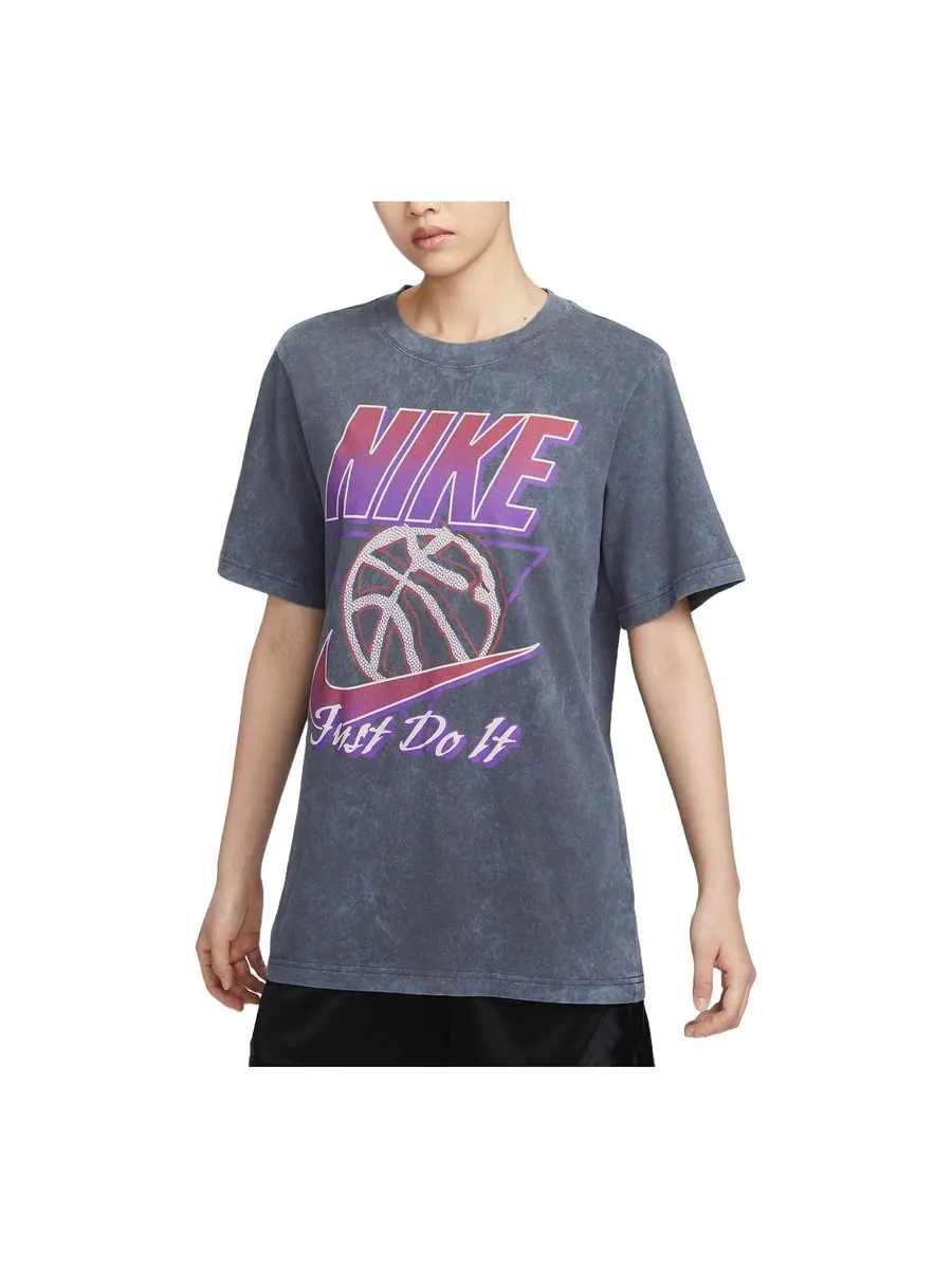 Футболка (WMNS) Nike Sportswear Graphic T-Shirt Asia Sizing 'Anthracite' — изображение 1 из 2, серый