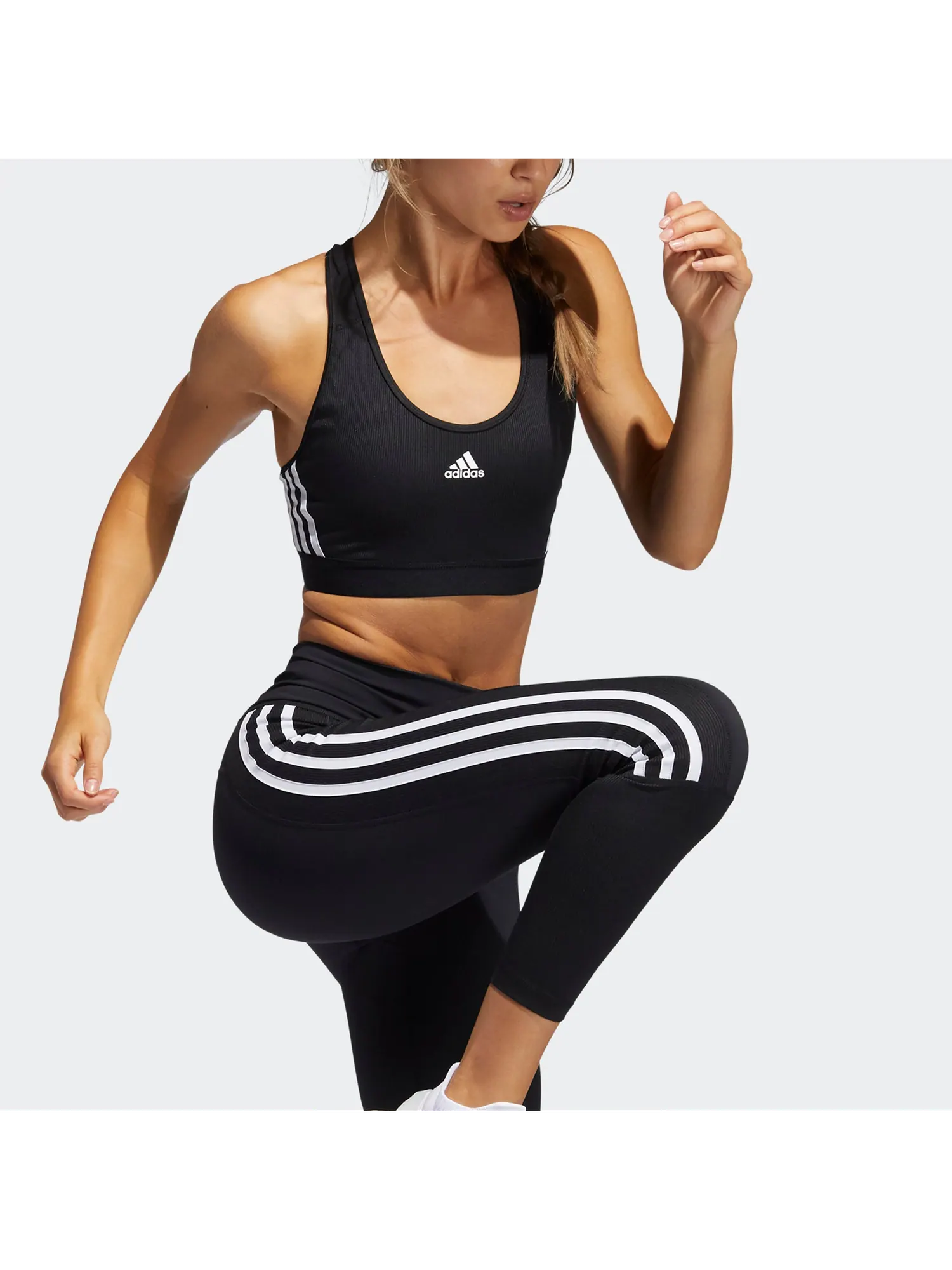 Бюстгальтер (WMNS) adidas Believe This 3-Stripes Medium Support Rib Bra Asia Sizing 'Black White' — изображение 4 из 5