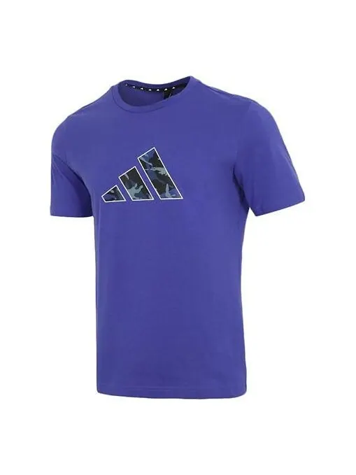 Футболка камуфляжные с логотипом повседневные спортивные с коротким рукавом Adidas — изображение 1 из 4, фиолетовый