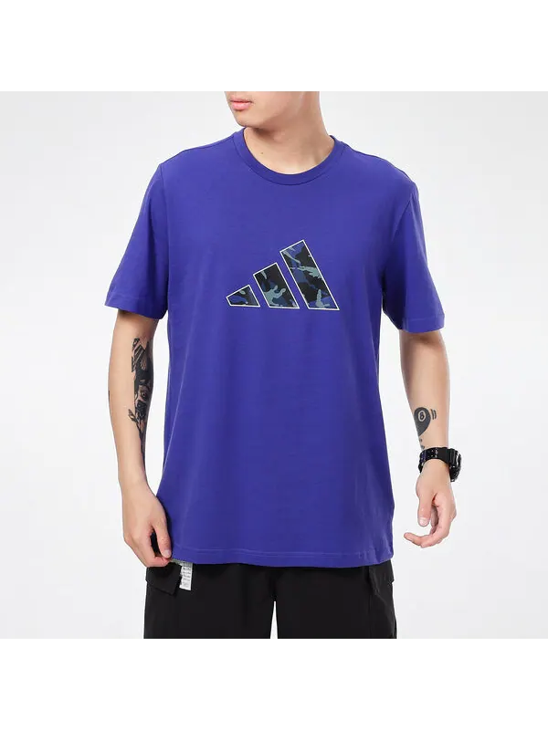 Футболка камуфляжные с логотипом повседневные спортивные с коротким рукавом Adidas — изображение 3 из 4, фиолетовый
