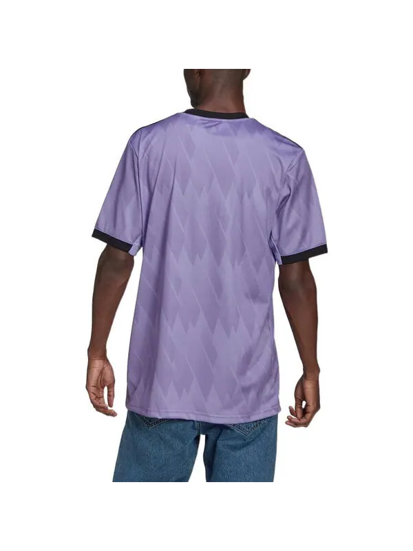 Футболка Adidas Real Madrid 22/23 Away Jersey 'Light Purple' — изображение 3 из 4, светлый фиолетовый