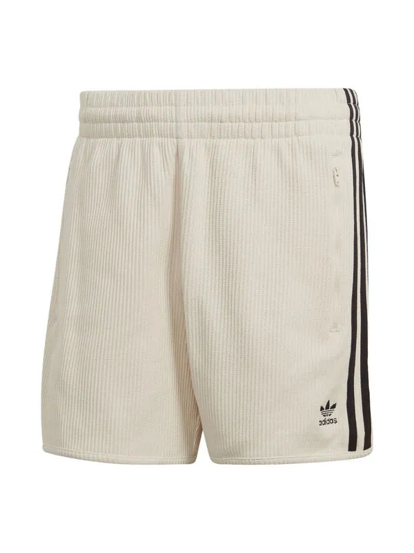 Шорты adicolor classics вафельные шорты Adidas — изображение 1 из 1, белый