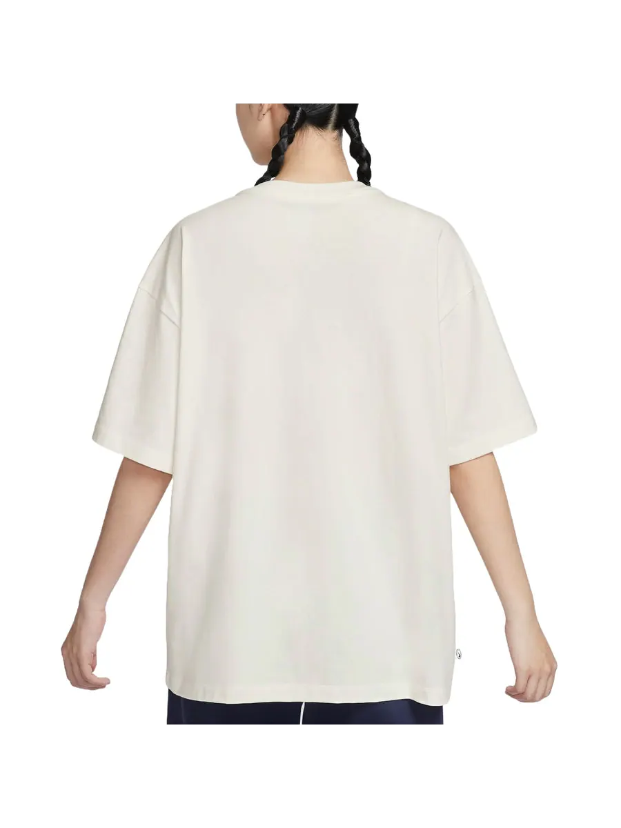 Футболка (WMNS) Nike Sportswear Graphic Oversized T-shirt Asia Sizing 'Sail' — изображение 2 из 2, бежевый