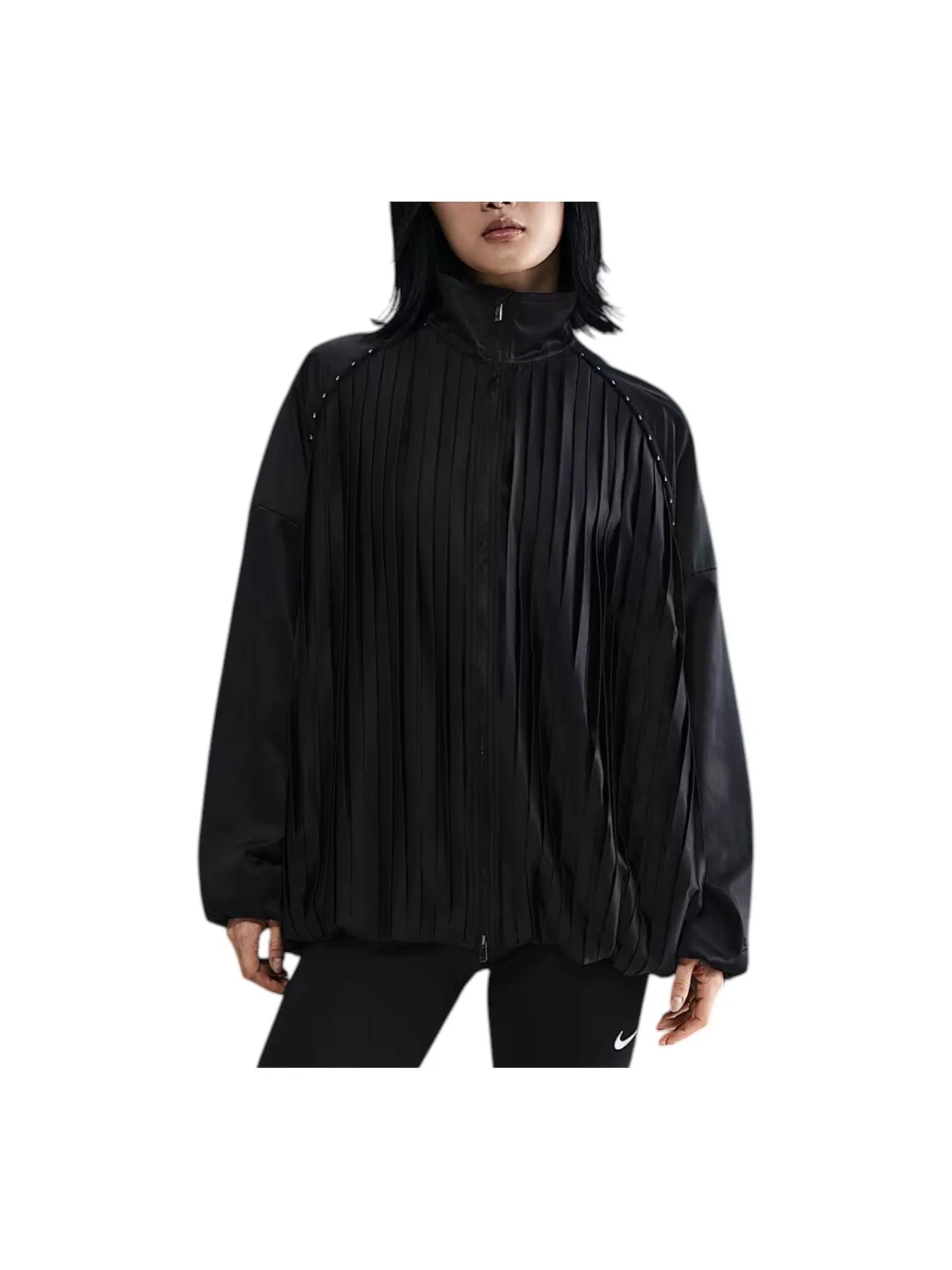 Куртка (WMNS) Nike Pleated Tracksuit Jacket 'Black' — изображение 1 из 2, черный