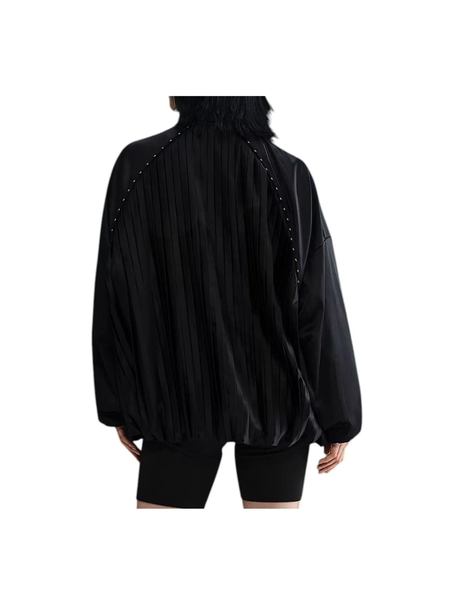 Куртка (WMNS) Nike Pleated Tracksuit Jacket 'Black' — изображение 2 из 2, черный