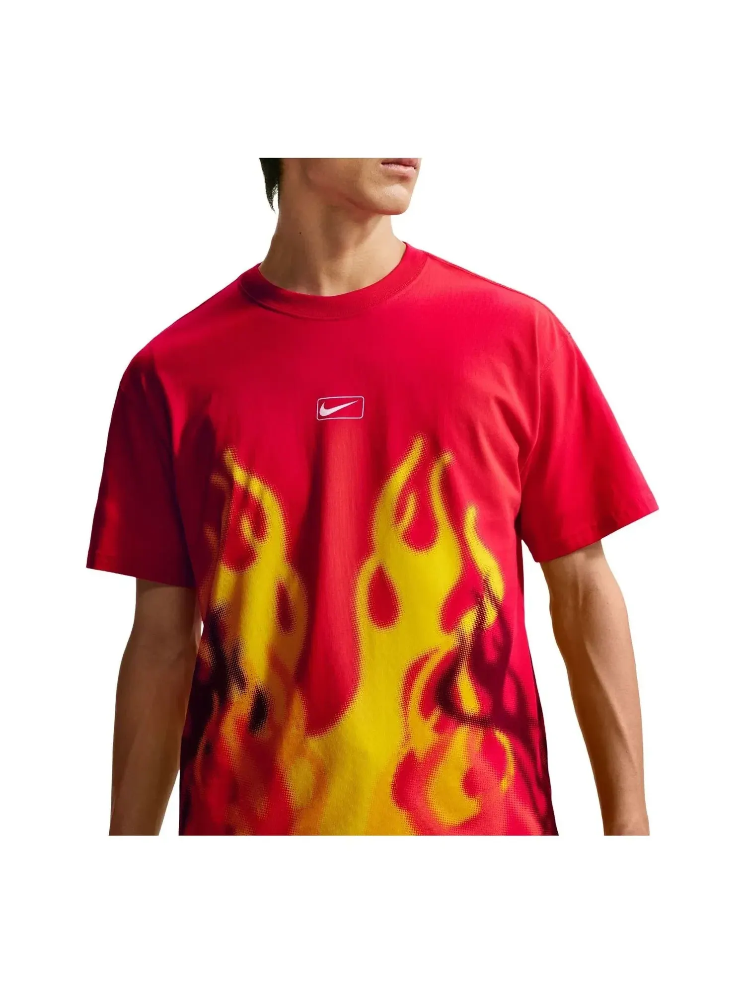 Футболка Nike Sportswear — изображение 1 из 2, красный