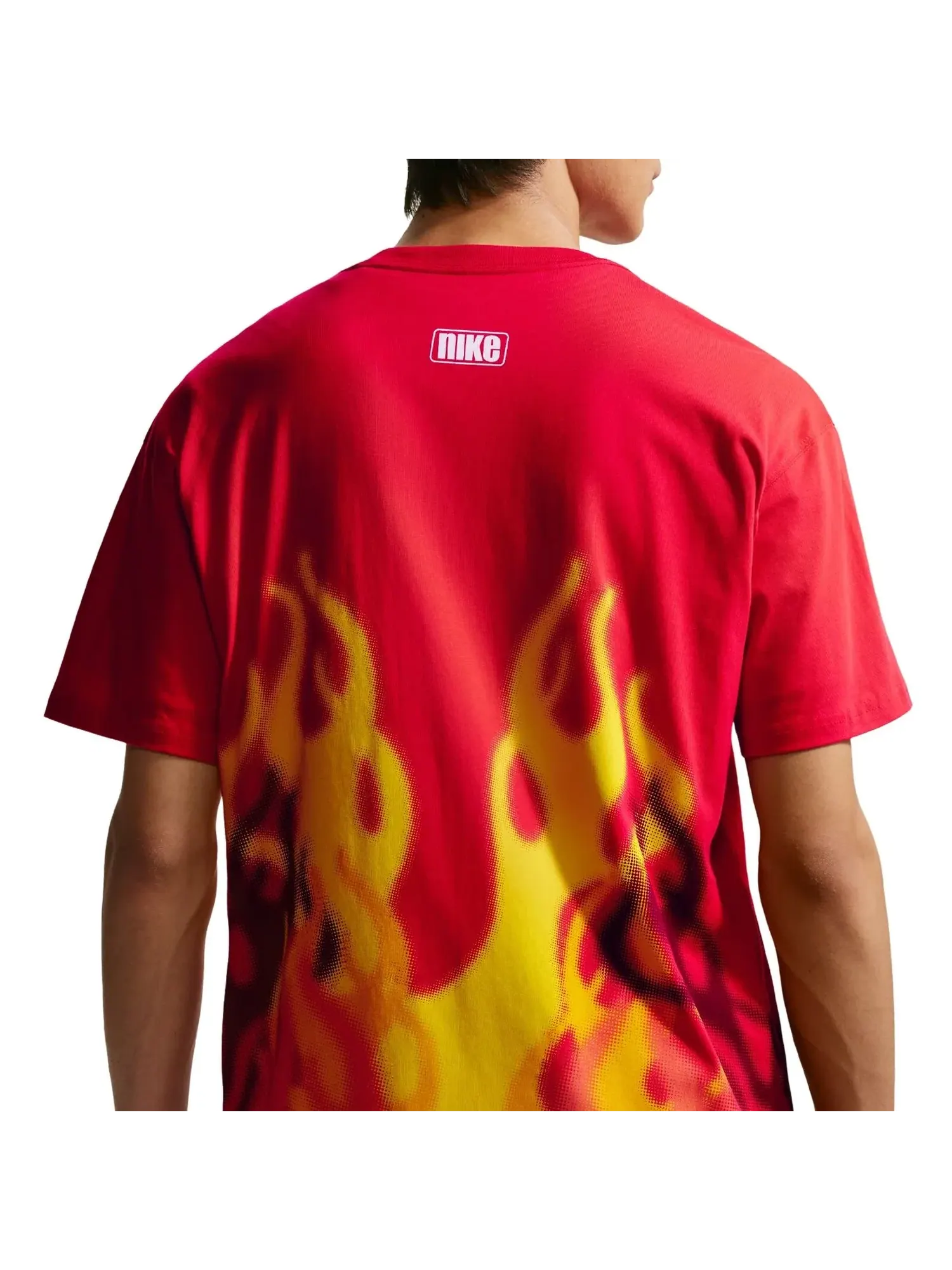 Футболка Nike Sportswear — изображение 2 из 2, красный
